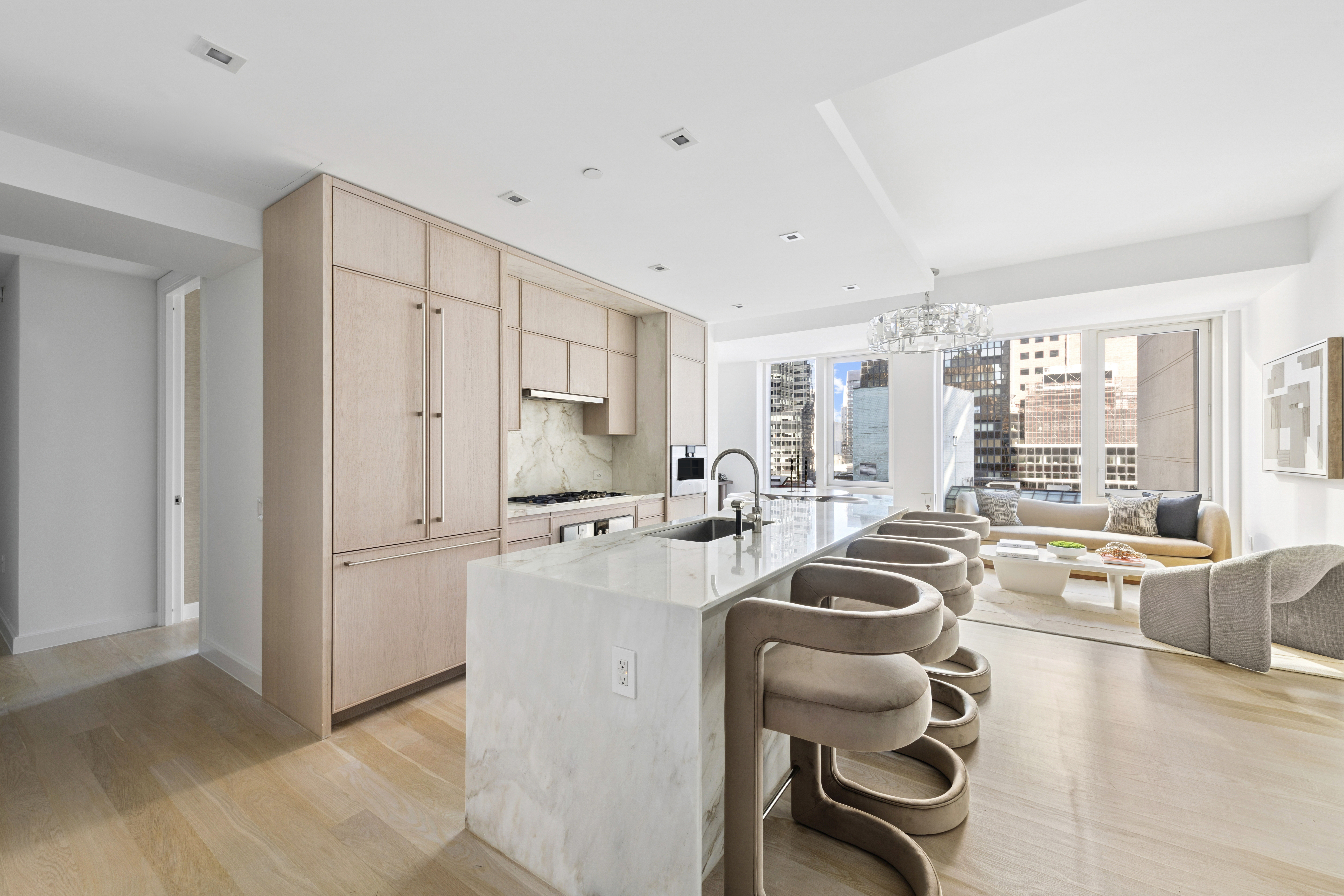 138 East 50th Street, Unit 21A Manhattan, NY 10022 - Photo 3 of 11