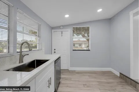 $499,999 | 145 Southwest 13th Avenue, Delray Beach, FL 33444