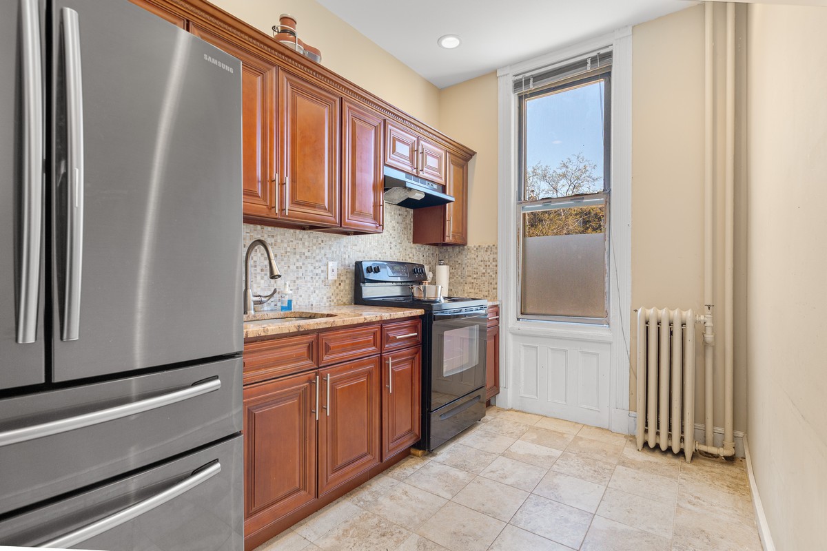 279 Weirfield Street Brooklyn, NY 11221 - Photo 10 of 14