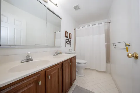 $1,200,000 | 1421 Radbill Circle, Berwyn, PA 19312