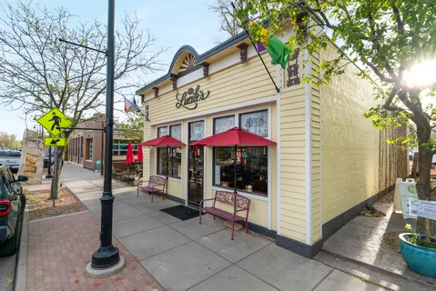 a car parked in front of a building