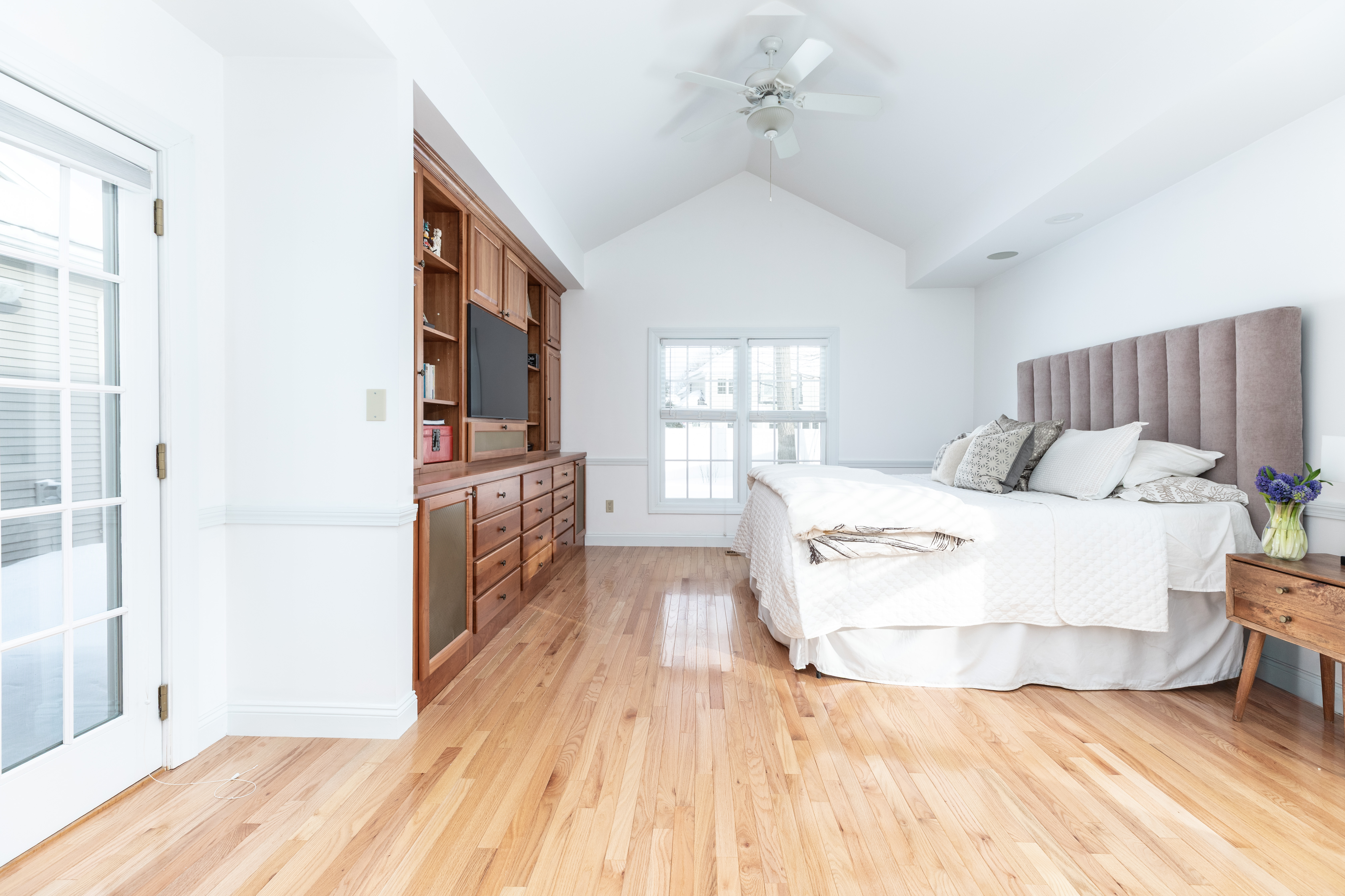 31 Woodfield Road Wellesley, MA 02482 - Photo 22 of 38