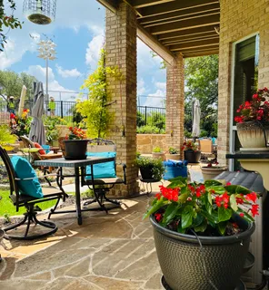 $1,080,000 | 6514 Lost Horizon Drive, Austin, TX 78759