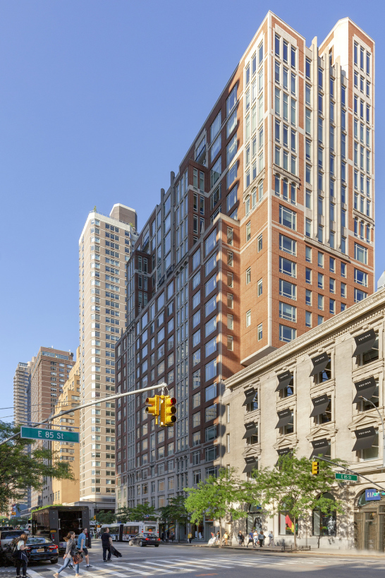 205 East 85th Street, Unit G10 Manhattan, NY 10028 - Photo 24 of 27 a city view with tall building