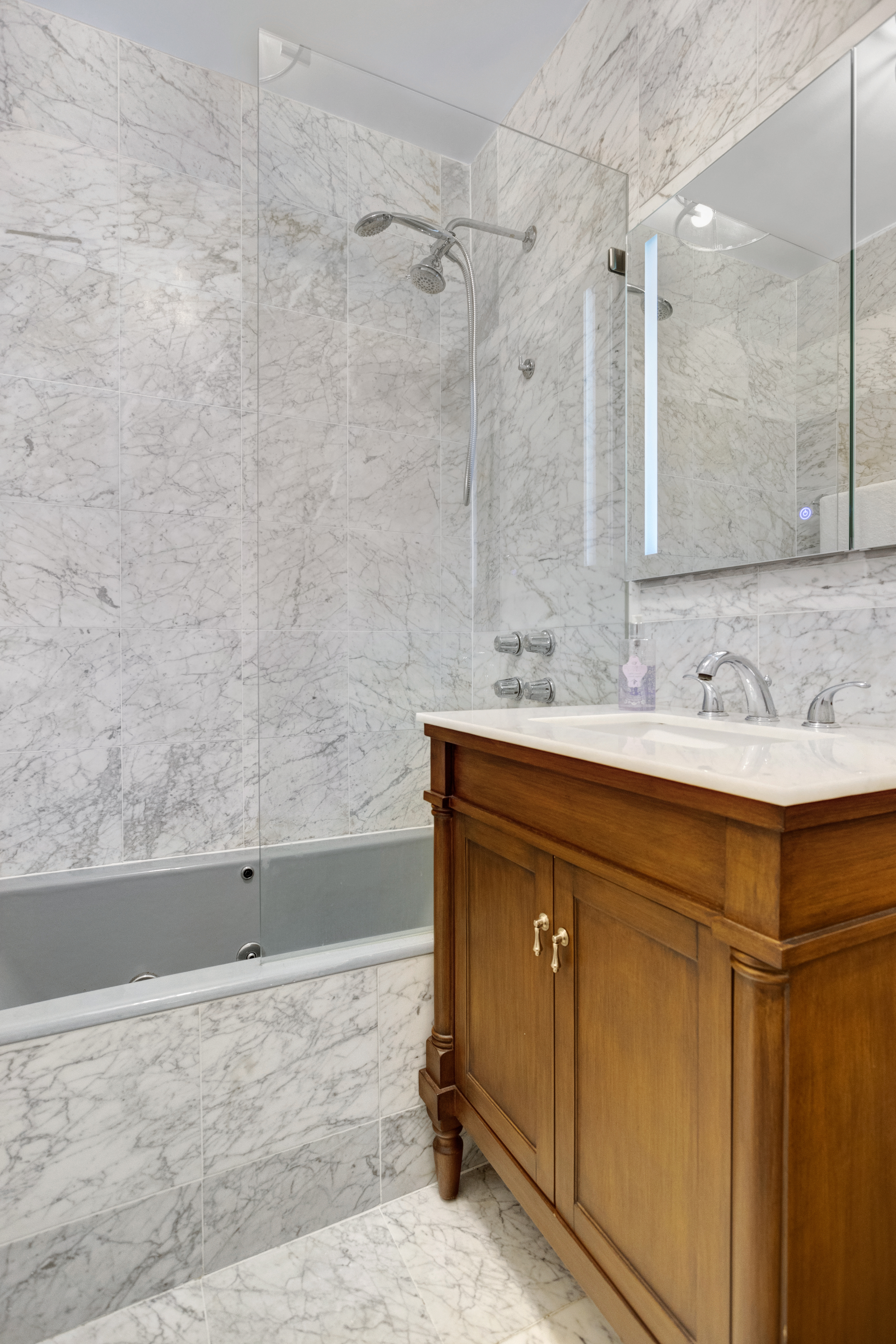 23 West 73rd Street, Unit 501 Manhattan, NY 10023 - Photo 7 of 12