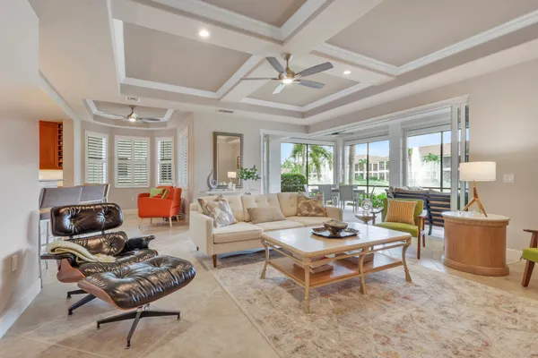 $1,150,000 | 517 Avellino Isles Circle, Unit 35101, Naples, FL 34119