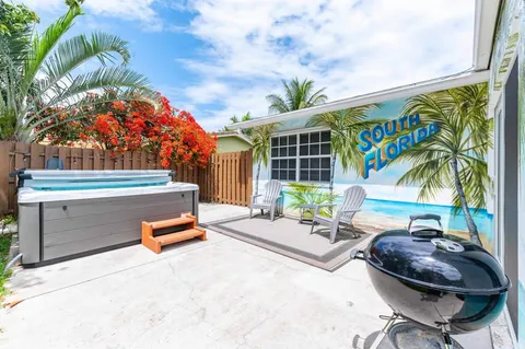 $500,000 | 1183 Southeast 1st Way, Deerfield Beach, FL 33441