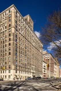 $475,000 | 225 Central Park West, Unit 420A | Upper West Side