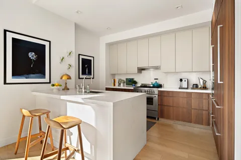 $2,770,000 | 360 East 89th Street, Unit 14C | Upper East Side