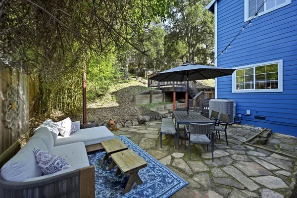 $1,125,000 | 104 Village Oaks Court, Healdsburg, CA 95448