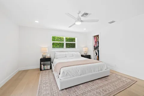 $1,599,000 | 44 Fort Royal Isle, Fort Lauderdale, FL 33308