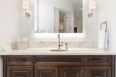 $11,900,000 | 6001 Krause Lane, Austin, TX 78738