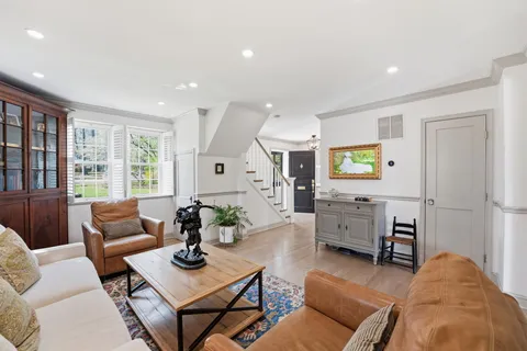 $1,100,000 | 7612 Virginia Avenue, Falls Church, VA 22043