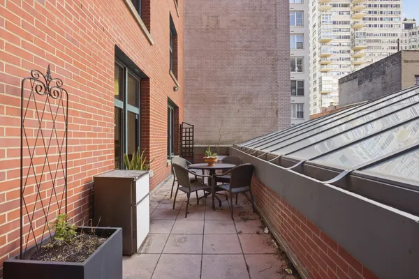 $2,250,000 | 188 East 70th Street, Unit 3A | Lenox Hill