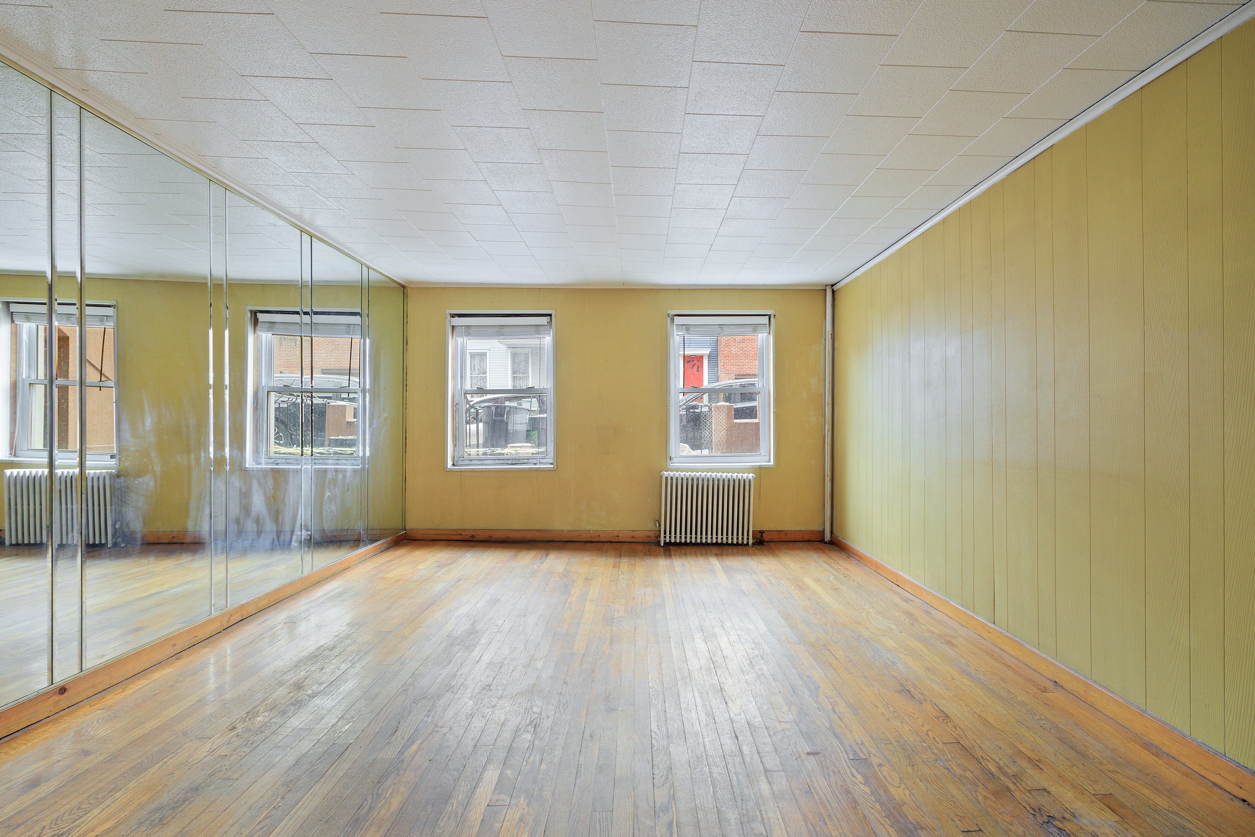 9 1st Street Brooklyn, NY 11231 - Photo 3 of 20