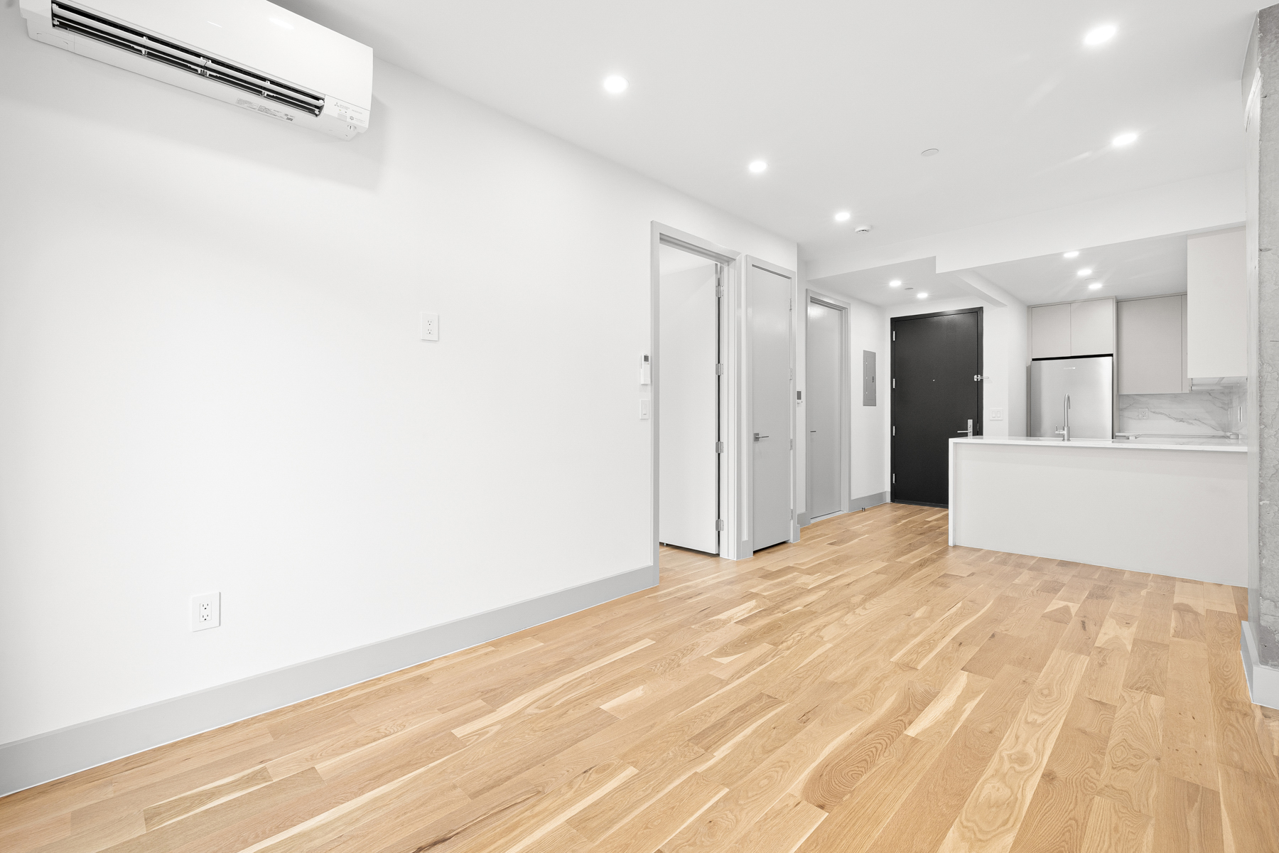 1155 Bedford Avenue, Unit 3F Brooklyn, NY 11216 - Photo 6 of 12 a view of a livingroom with a furniture