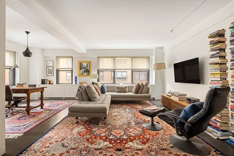 $895,000 | 2 Tudor City Place, Unit 8DS | Murray Hill