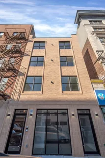 $672,000 | 97 Seigel Street, Unit 3B | Williamsburg