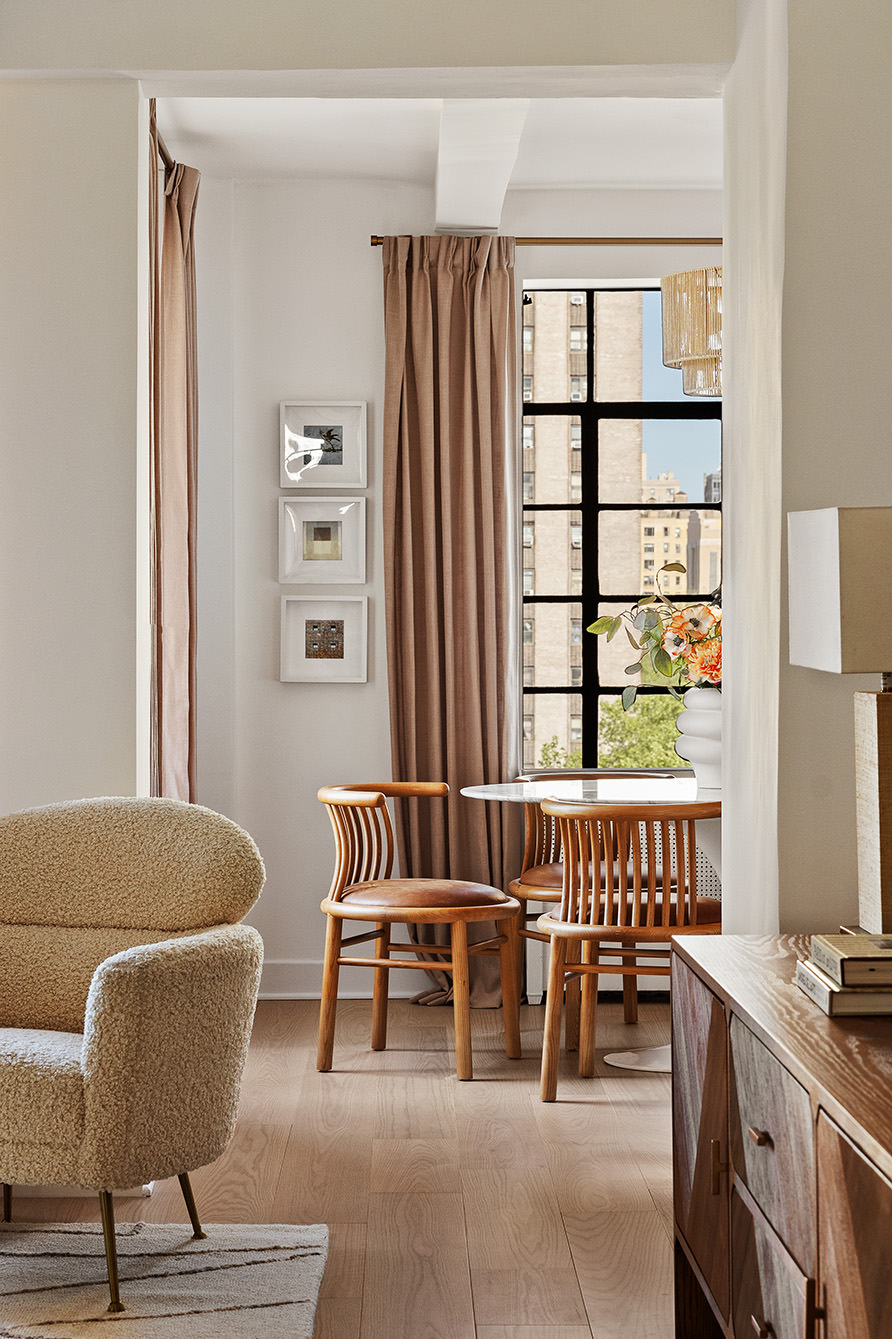 320 Central Park West, Unit 7L Manhattan, NY 10025 - Photo 5 of 16 a bedroom with furniture and a window
