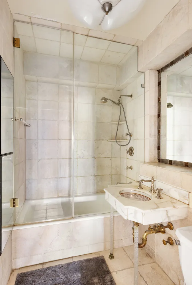 $2,250,000 | 11 5th Avenue, Unit 20N | Greenwich Village