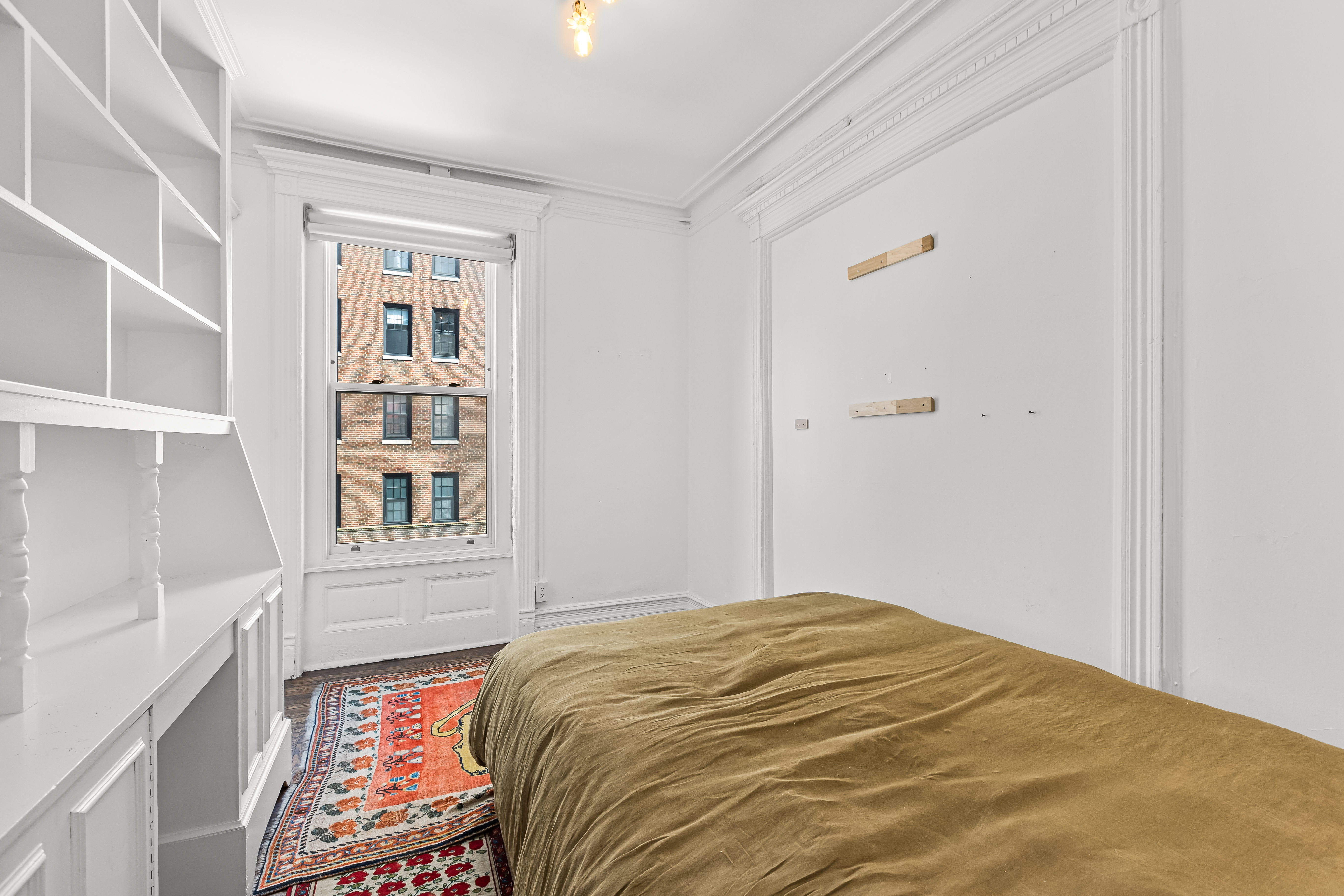 39 1/2 Washington Square South, Unit 5 Manhattan, NY 10012 - Photo 8 of 12