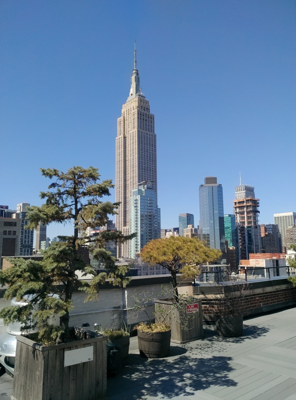 425 Park Avenue South, Unit 9B Manhattan, NY 10016 - Photo 6 of 7 a view of a city with tall buildings