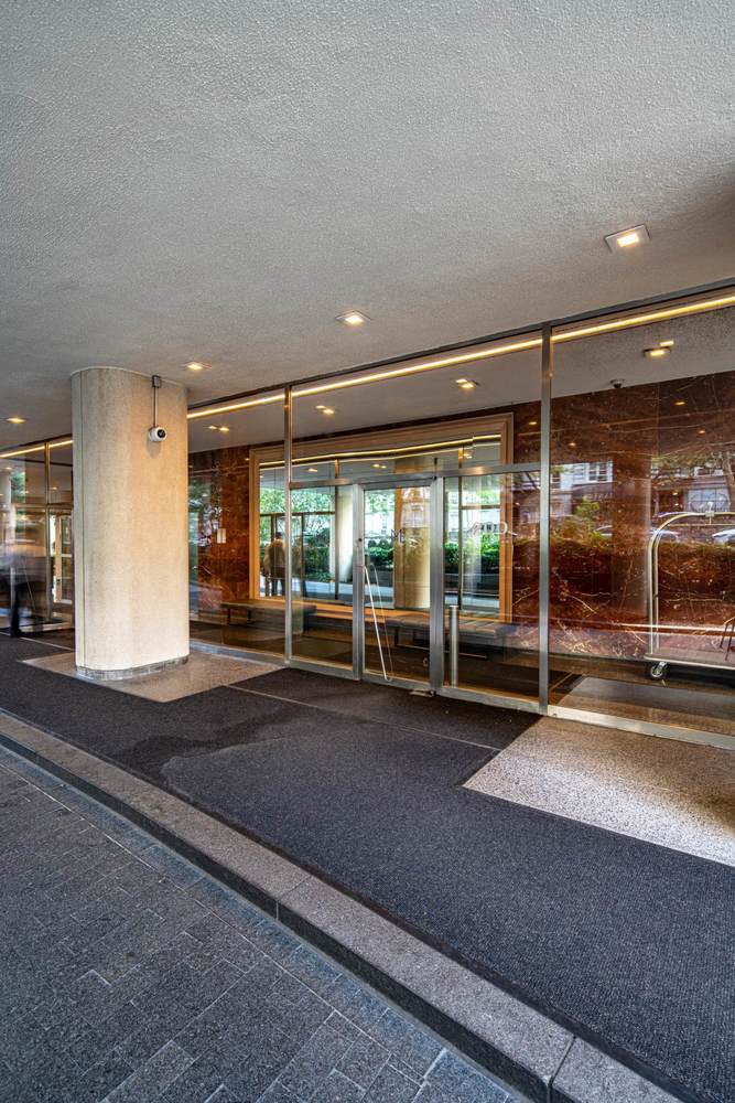 200 East 66th Street, Unit D1203 Manhattan, NY 10065 - Photo 22 of 24 a view of a room with gym equipment