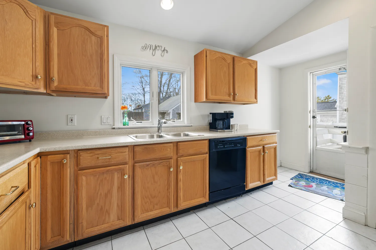 $799,000 | 169 Gosnold Street, Hyannis, MA 02601