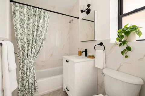 $585,000 | 47-39 40th Street, Unit 1B | Sunnyside