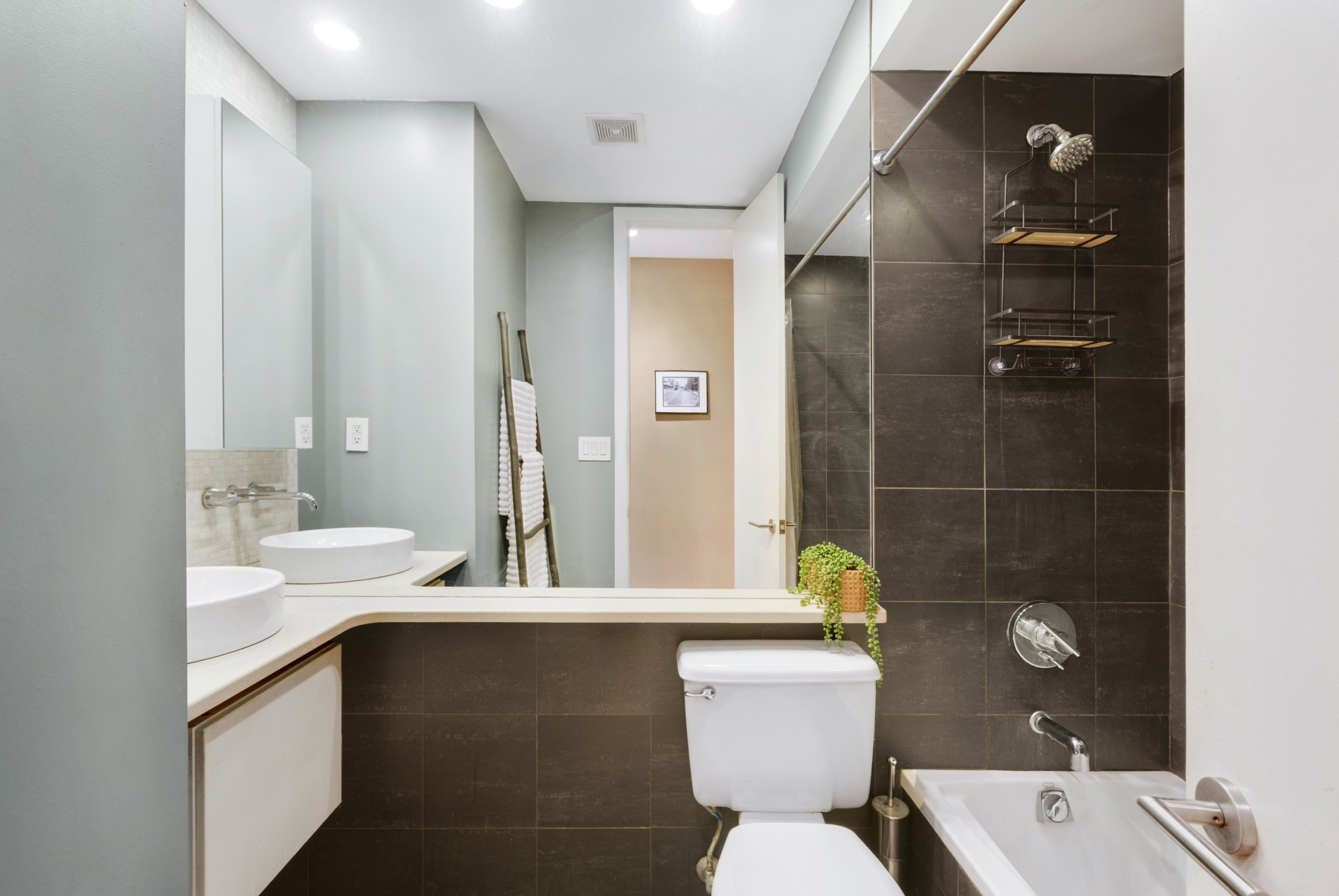 535 Clinton Street, Unit 2B Brooklyn, NY 11231 - Photo 7 of 8