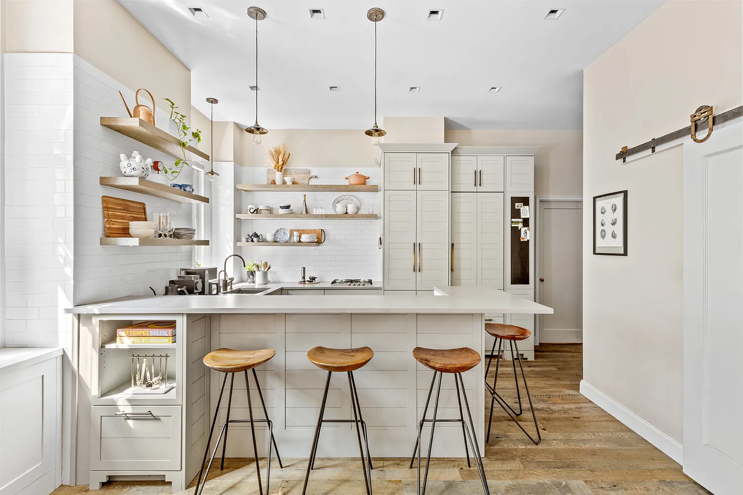 $1,075,000 | 201 West 16th Street, Unit 1A | Chelsea