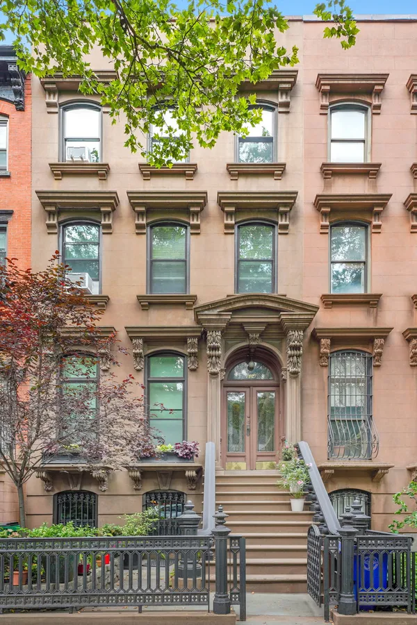 $4,950 | 604 Carlton Avenue, Unit 3 | Prospect Heights
