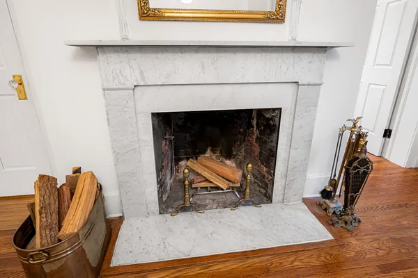 Contact Agent | 16 West Read Street, Baltimore, MD 21201
