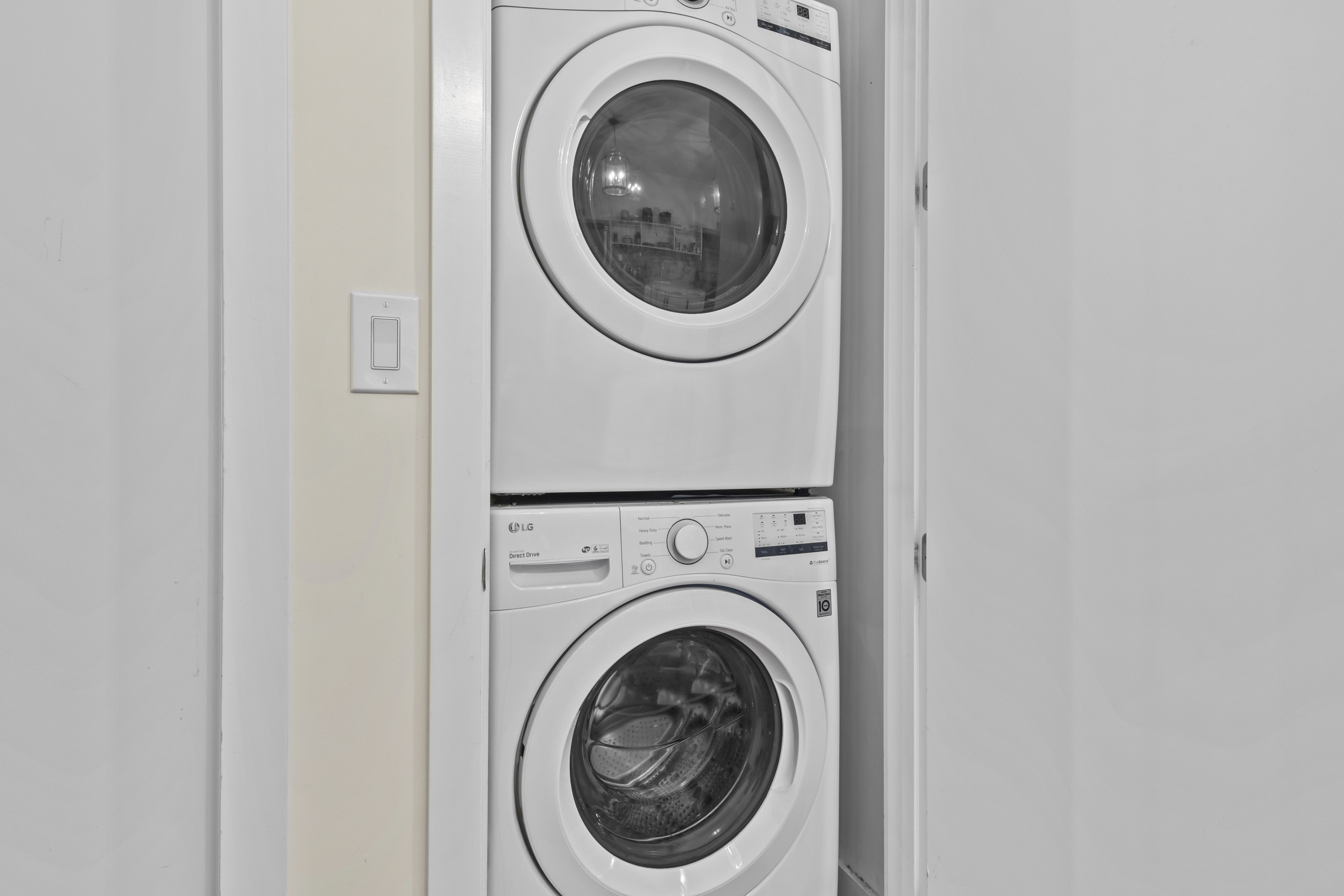 1273 Rogers Avenue, Unit MULTIFAM Brooklyn, NY 11226 - Photo 12 of 13 a utility room with dryer and washer