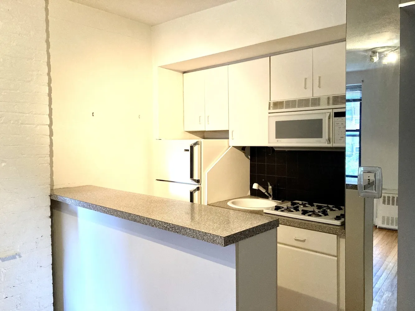 $3,125 | 237 East 79th Street, Unit 4A | Upper East Side