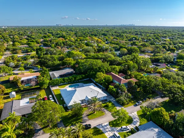 $1,299,000 | 8365 Southwest 163rd Street, Miami, FL 33157