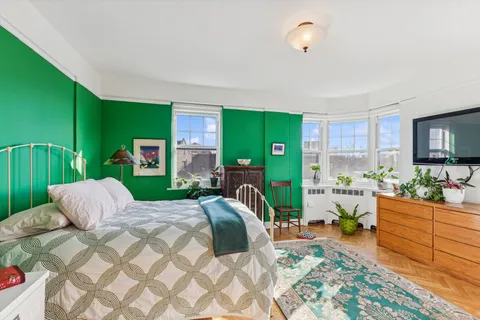 $1,225,000 | 200 Cabrini Boulevard, Unit 86 | Hudson Heights