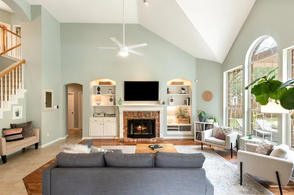 $1,300,000 | 5512 Ballenton Lane, Austin, TX 78739