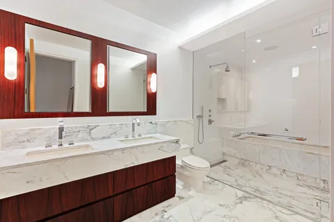 $2,650,000 | 122 Greenwich Avenue, Unit 6 | West Village