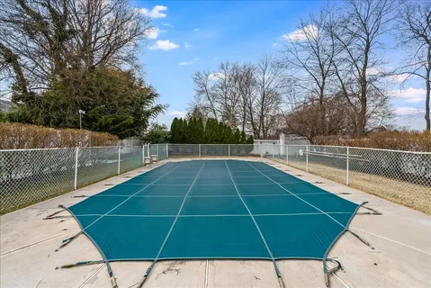 $899,000 | 40 Catherine Court, Cedar Grove, NJ 07009