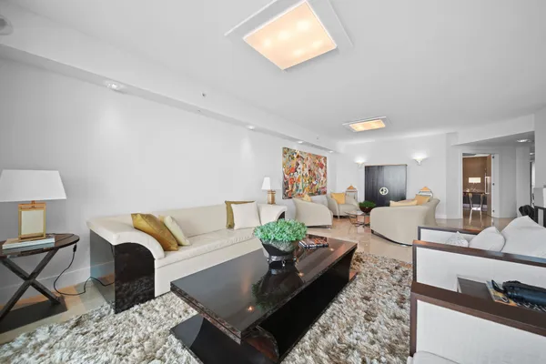 Contact Agent | 3301 Northeast 183rd Street, Unit 2606, Aventura, FL 33160