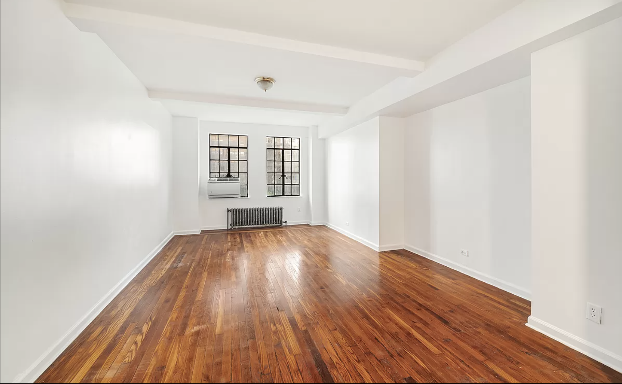 320 West 42nd St Unit 405  