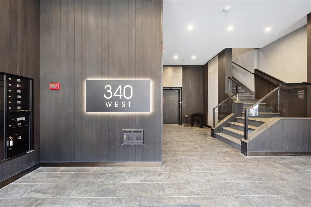 340 West 2nd Street, Unit 5 Boston, MA 02127 - Photo 22 of 26 a view of entryway