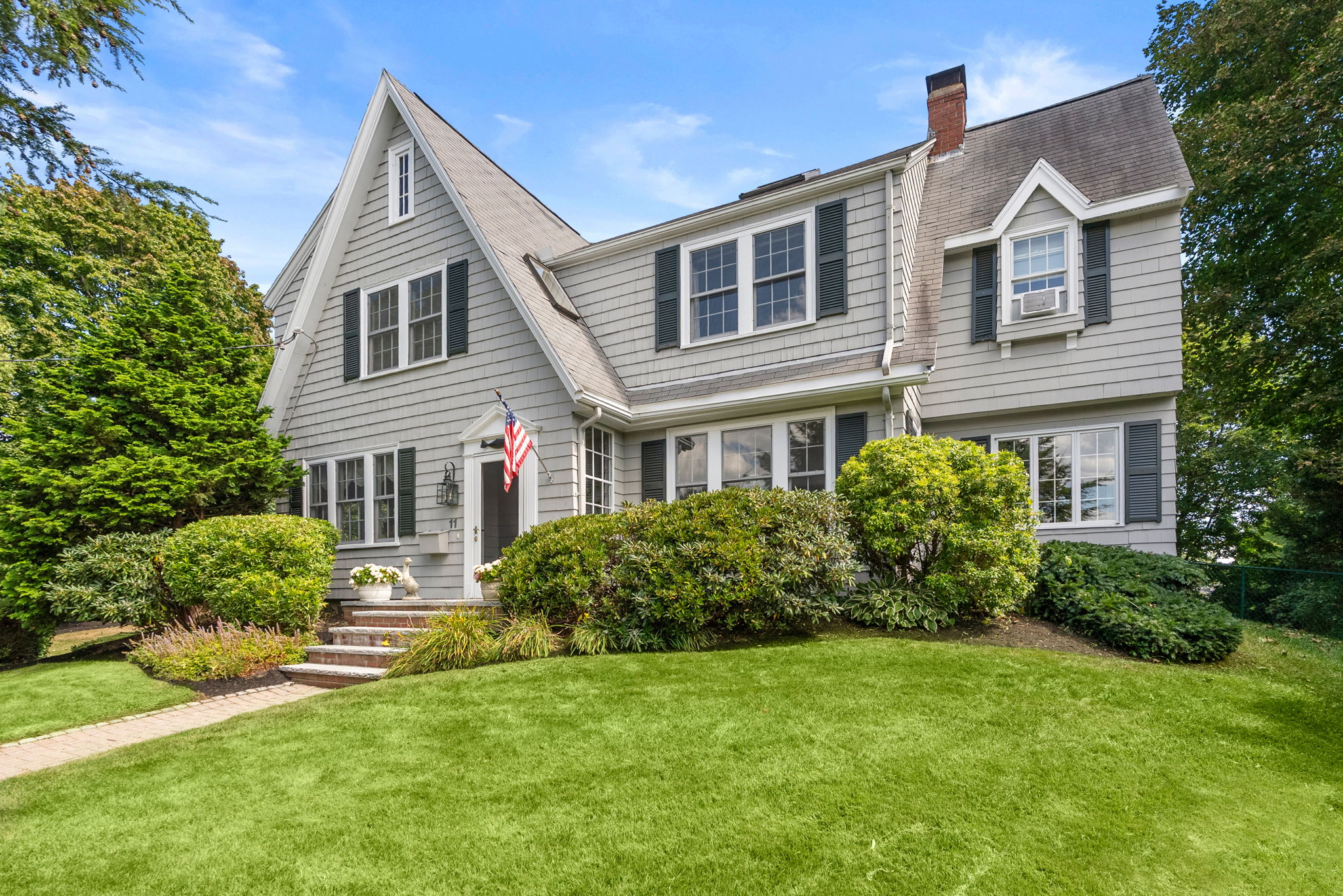 11 Hillcrest Road Marblehead, MA 01945 - Photo 32 of 42 Gallery Image 32