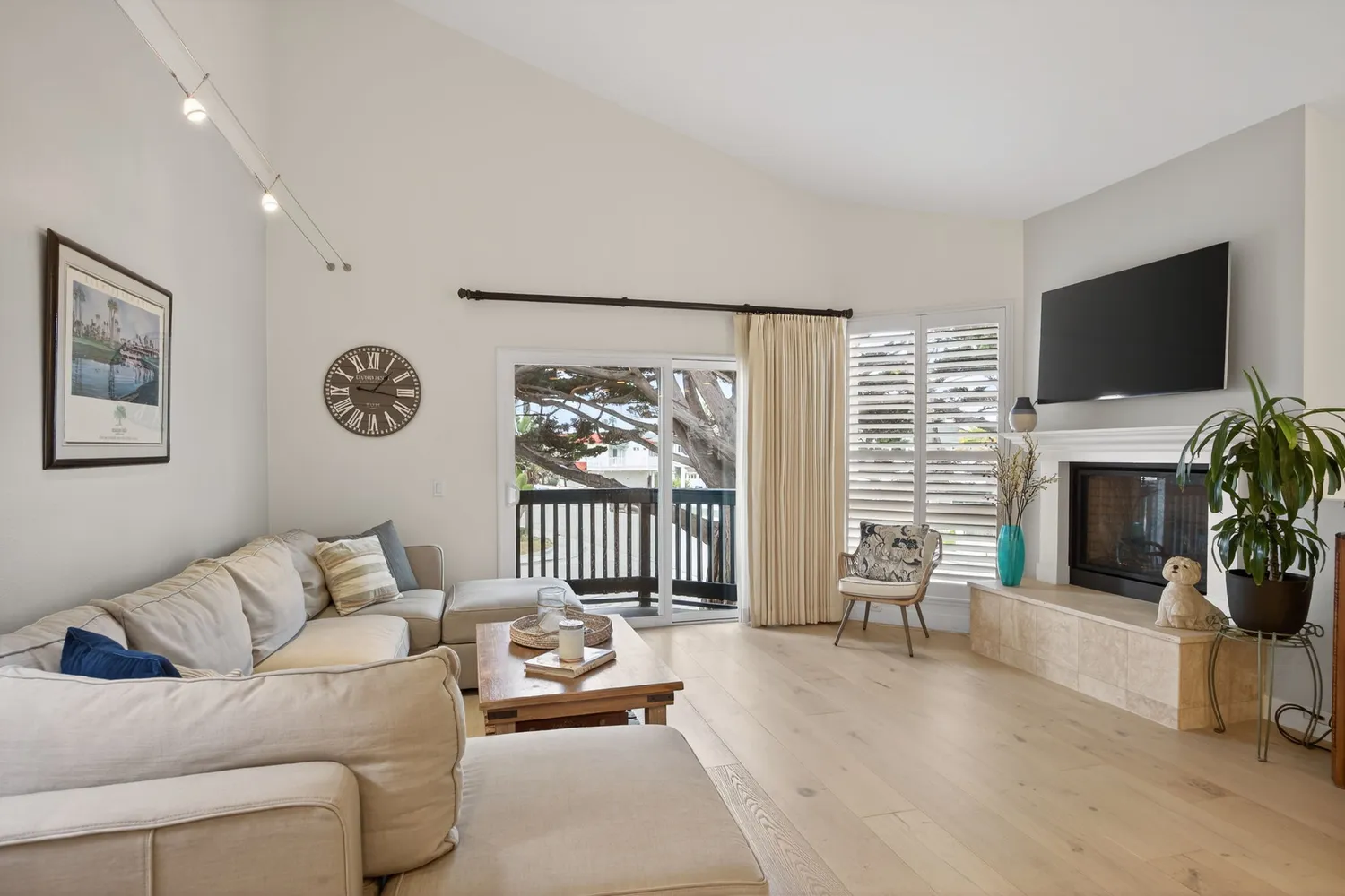 $949,000 | 1251 Mandalay Beach Road, Oxnard, CA 93035