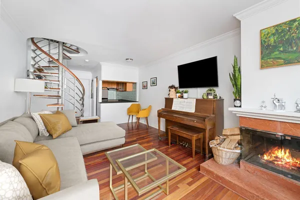 $5,250 | 230 East 52nd Street, Unit PHF | Midtown East