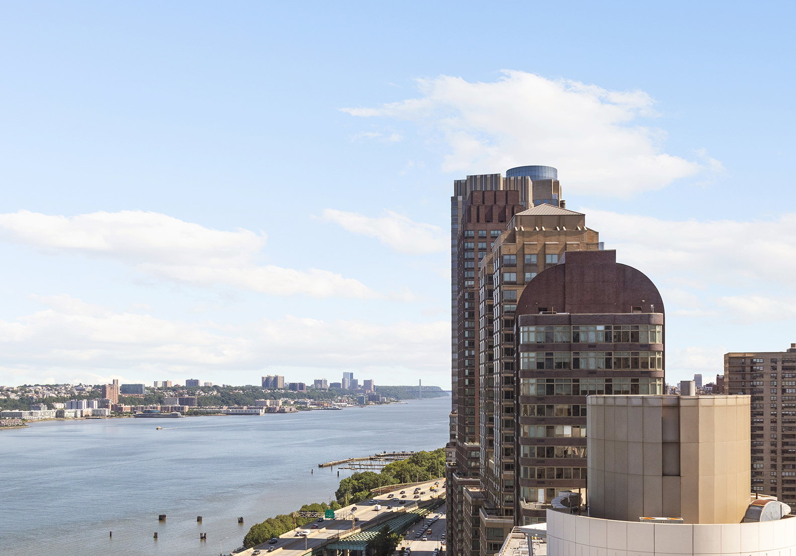 100 Riverside Boulevard, Unit 25B Manhattan, NY 10069 - Photo 8 of 14 Gallery Image 8