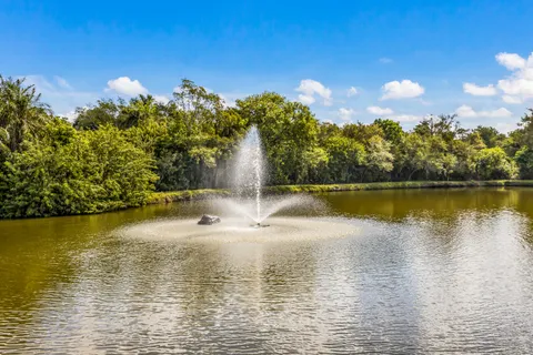 $655,000 | 1479 Landings Circle, Unit 41, Sarasota, FL 34231