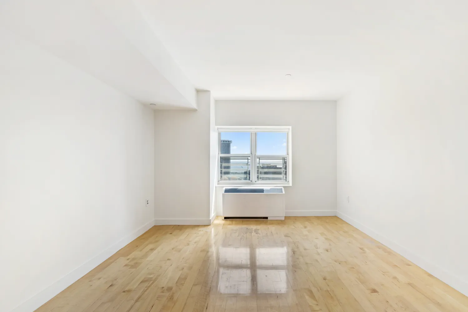 $3,800,000 | 15 Broad Street, Unit 3930 | Financial District
