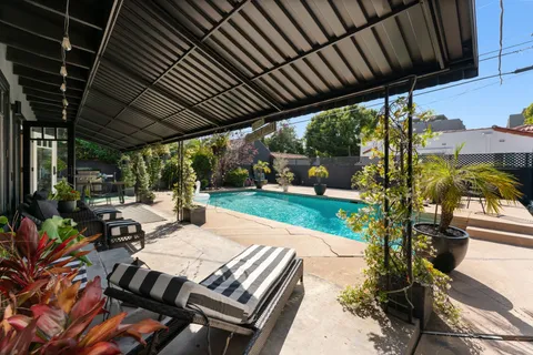 $2,599,000 | 1903 Preuss Road, Los Angeles, CA 90034
